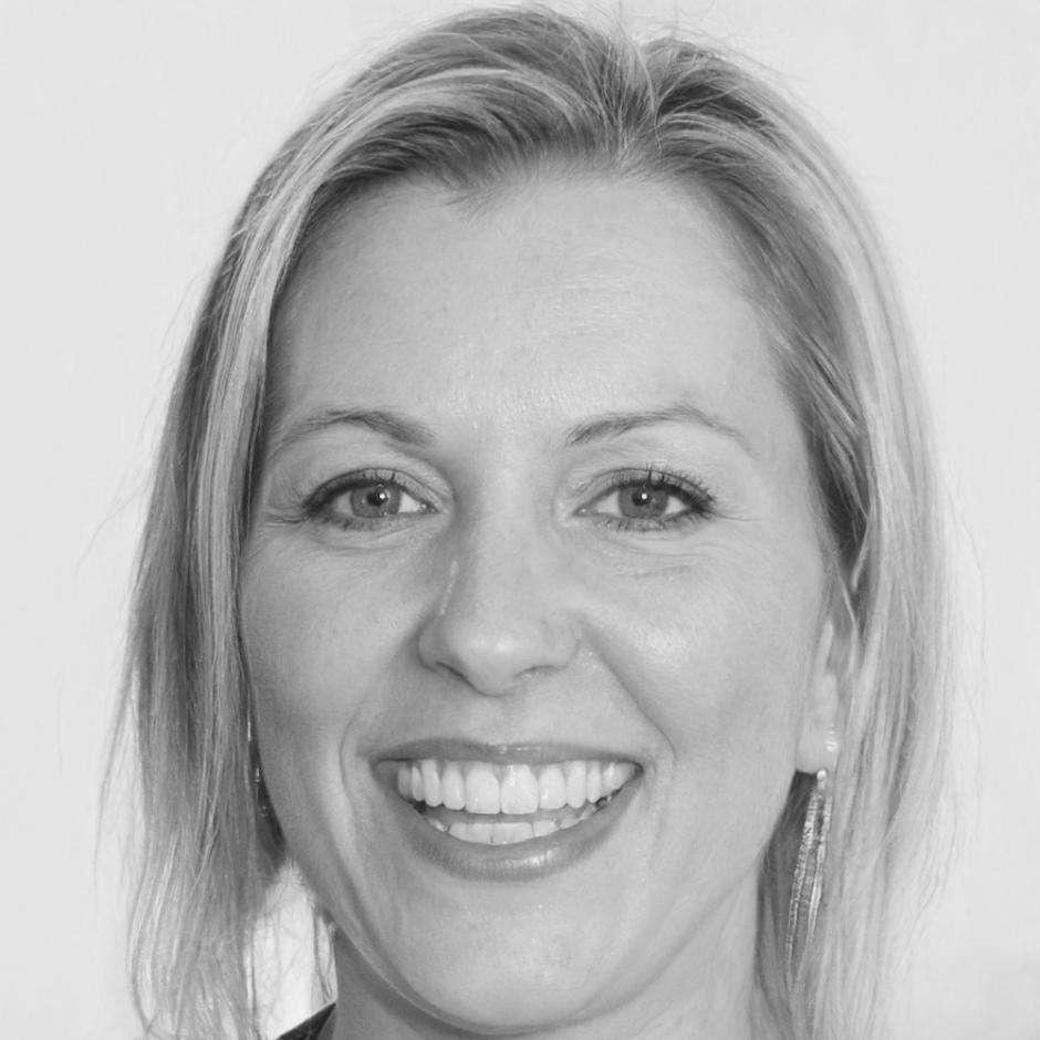 Sarah Chen, business strategy consultant